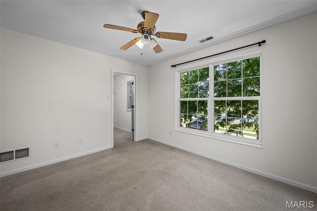 1109 Ridgeway Drive, Lake St Louis, MO 63367