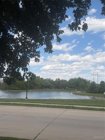 1109 Ridgeway Drive, Lake St Louis, MO 63367