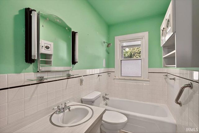 737 S 28th Street, Lafayette, IN 47904