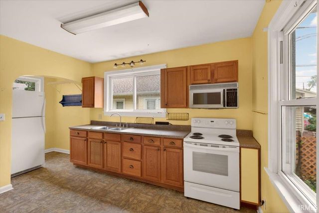 737 S 28th Street, Lafayette, IN 47904