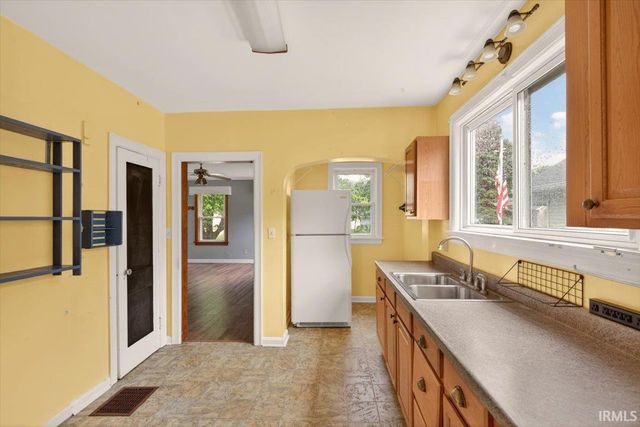 737 S 28th Street, Lafayette, IN 47904