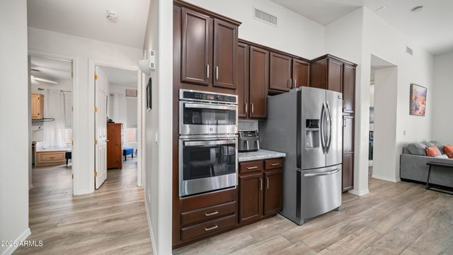 15642 S 31st Street, Phoenix, AZ 85048