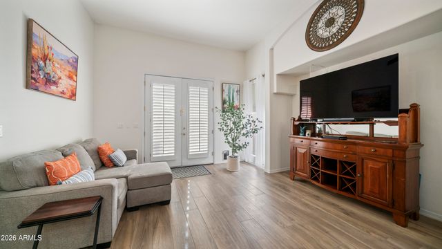 15642 S 31st Street, Phoenix, AZ 85048