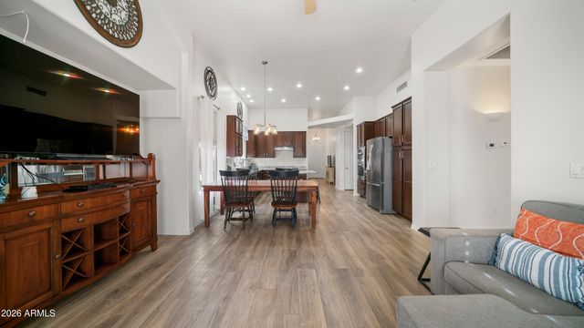 15642 S 31st Street, Phoenix, AZ 85048