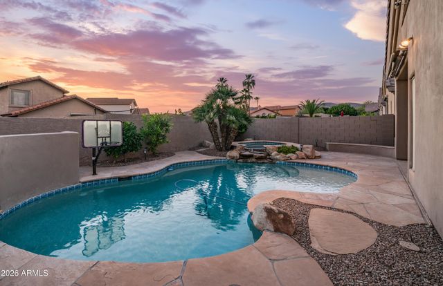 15642 S 31st Street, Phoenix, AZ 85048