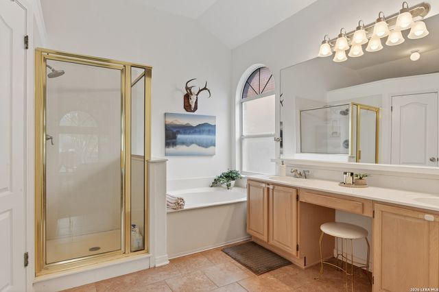 13627 SUMMER GLEN DR, San Antonio, TX 78247