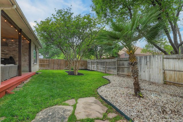 13627 SUMMER GLEN DR, San Antonio, TX 78247