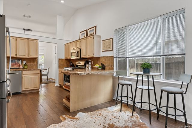 13627 SUMMER GLEN DR, San Antonio, TX 78247