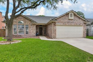 13627 SUMMER GLEN DR, San Antonio, TX 78247
