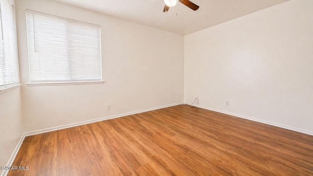 1140 W Avenue H12, Lancaster, CA 93534