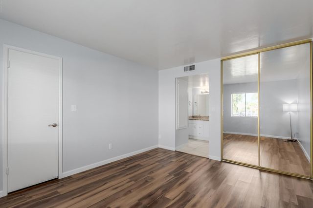 10444 N 69th Street Apt 206, Paradise Valley, AZ 85253