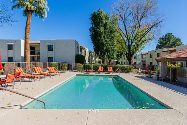 10444 N 69th Street Apt 206, Paradise Valley, AZ 85253