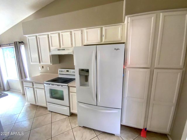 6337 E ROCHELLE Street E, Mesa, AZ 85215