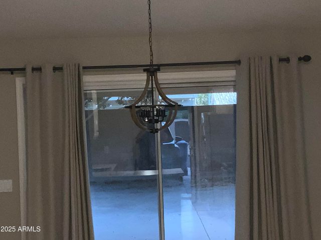 6337 E ROCHELLE Street E, Mesa, AZ 85215