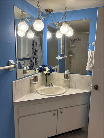 6000 1ST AVENUE S 14, St Petersburg, FL 33707