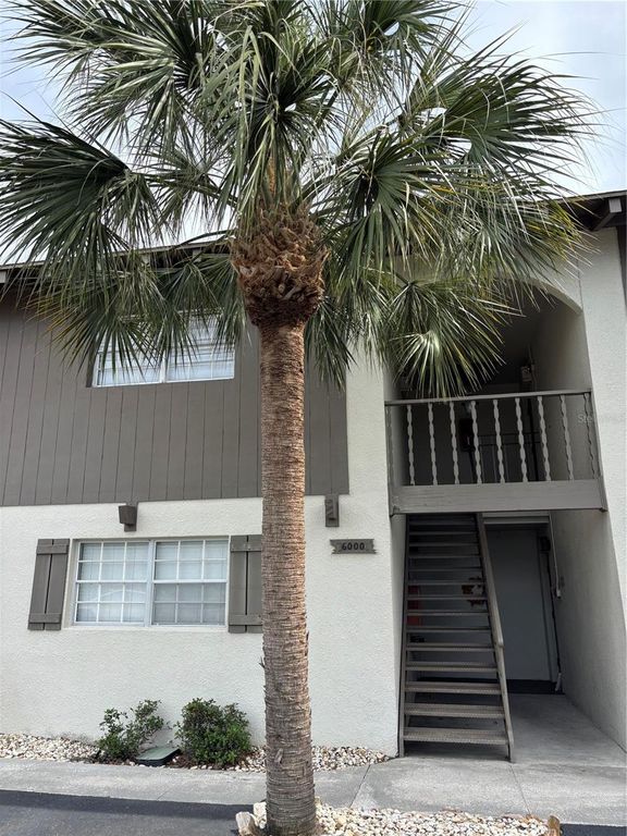 6000 1ST AVENUE S 14, St Petersburg, FL 33707