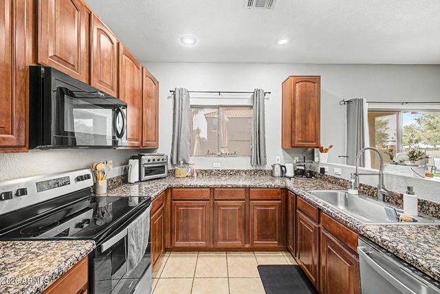 11421 E FLORIAN Avenue, Mesa, AZ 85208
