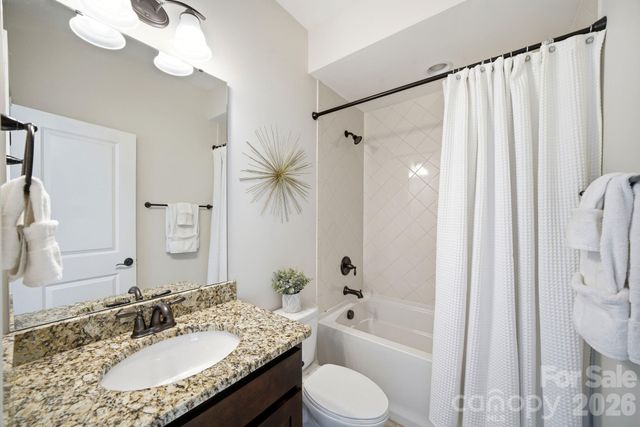 1224 Edbrooke Lane, Fort Mill, SC 29715