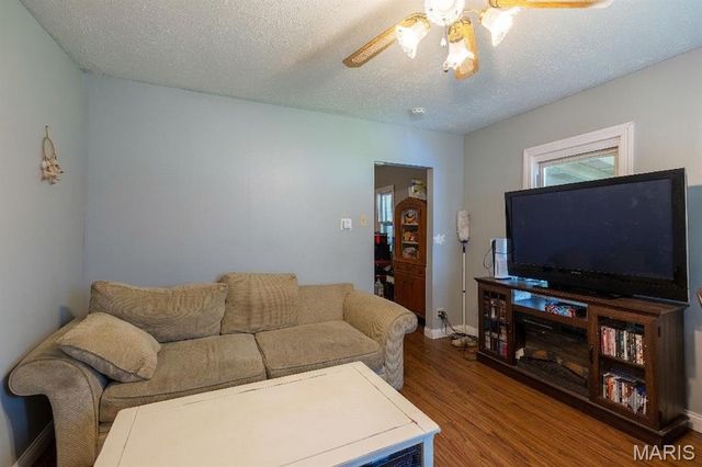 524 Belvedere Drive, Belleville, IL 62223