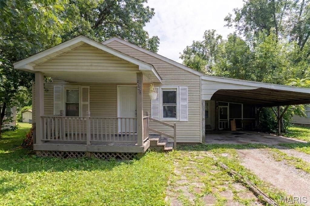 524 Belvedere Drive, Belleville, IL 62223