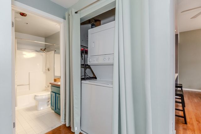 15 Higgins St 201, Smithfield, RI 02917