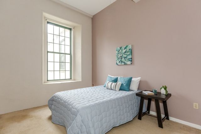 15 Higgins St 201, Smithfield, RI 02917