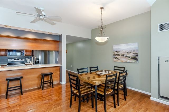 15 Higgins St 201, Smithfield, RI 02917