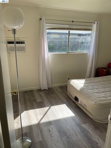 4427 Belle Dr, Antioch, CA 94509