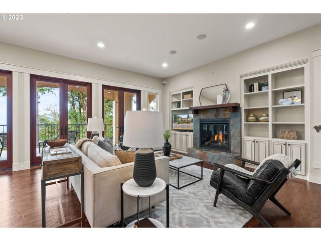 3100 Sw FAIRMOUNT Blvd, Portland, OR 97239