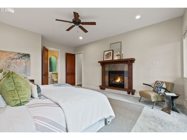 3100 Sw FAIRMOUNT Blvd, Portland, OR 97239