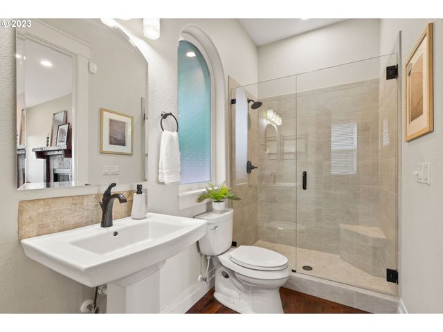 3100 Sw FAIRMOUNT Blvd, Portland, OR 97239