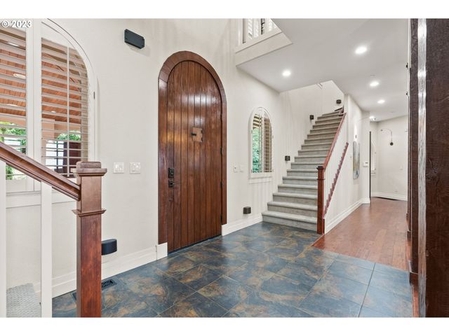 3100 Sw FAIRMOUNT Blvd, Portland, OR 97239