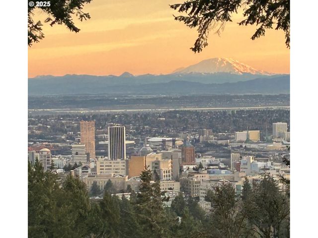 3100 Sw FAIRMOUNT Blvd, Portland, OR 97239