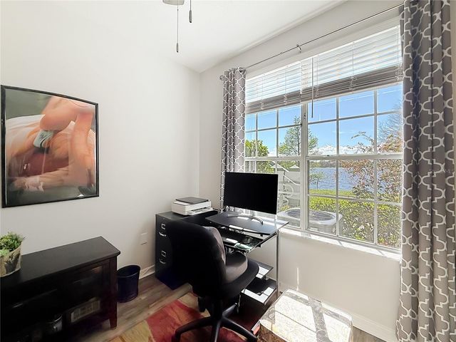 9068 LAKE CHASE ISLAND WAY 9068, Tampa, FL 33626