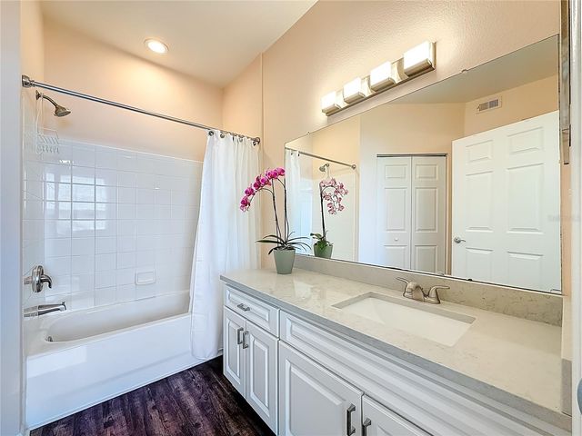 9068 LAKE CHASE ISLAND WAY 9068, Tampa, FL 33626