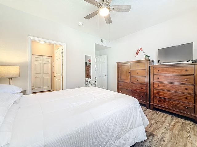 9068 LAKE CHASE ISLAND WAY 9068, Tampa, FL 33626