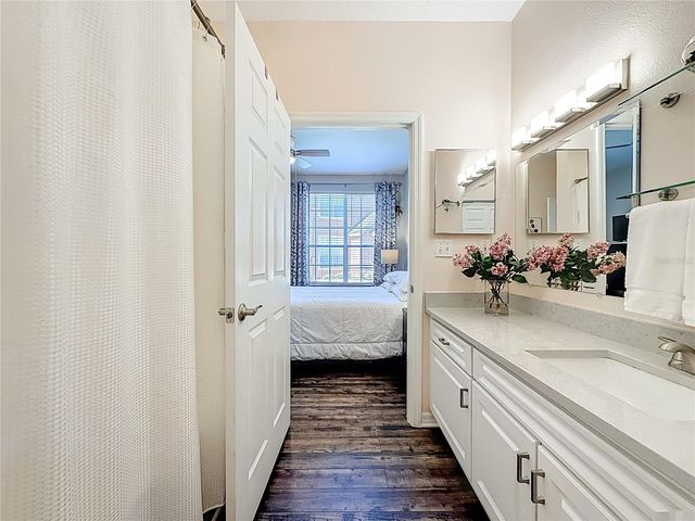 9068 LAKE CHASE ISLAND WAY 9068, Tampa, FL 33626