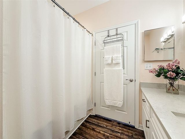 9068 LAKE CHASE ISLAND WAY 9068, Tampa, FL 33626