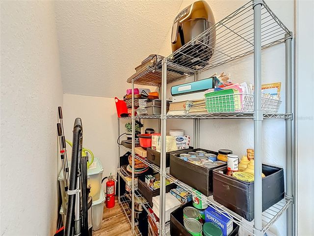 9068 LAKE CHASE ISLAND WAY 9068, Tampa, FL 33626