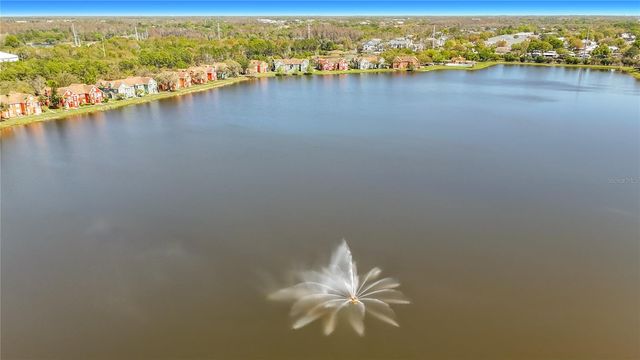 9068 LAKE CHASE ISLAND WAY 9068, Tampa, FL 33626