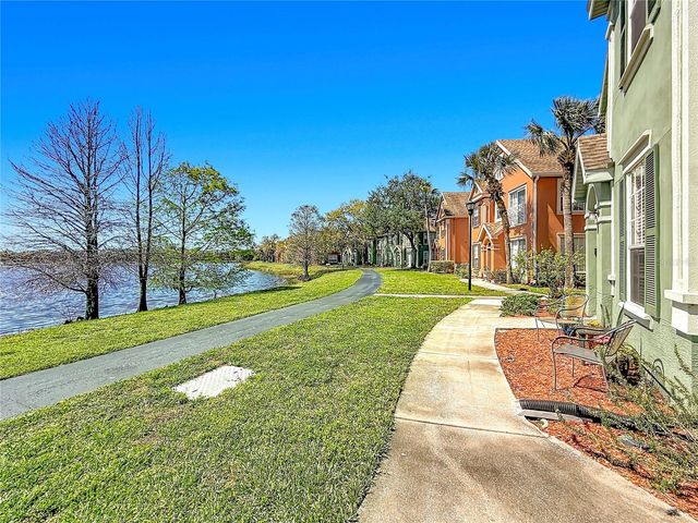 9068 LAKE CHASE ISLAND WAY 9068, Tampa, FL 33626
