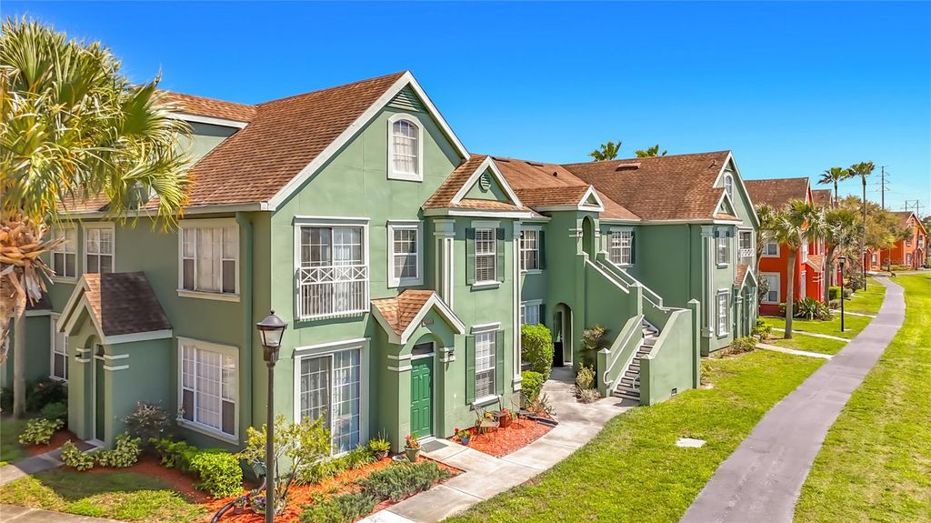 9068 LAKE CHASE ISLAND WAY 9068, Tampa, FL 33626