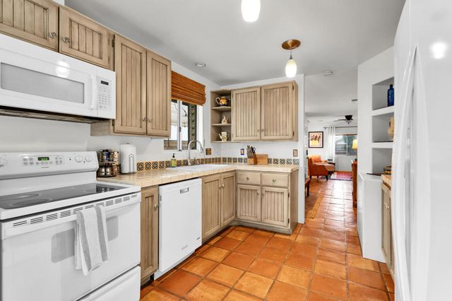 52420 Avenida Juarez, La Quinta, CA 92253