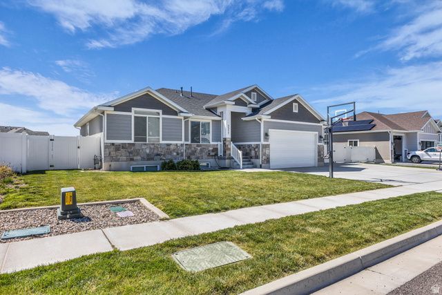 3377 S 2400 W, West Haven, UT 84401
