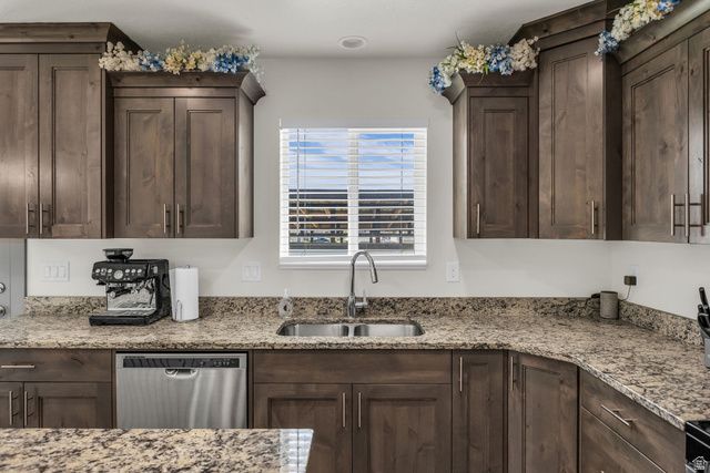 3377 S 2400 W, West Haven, UT 84401