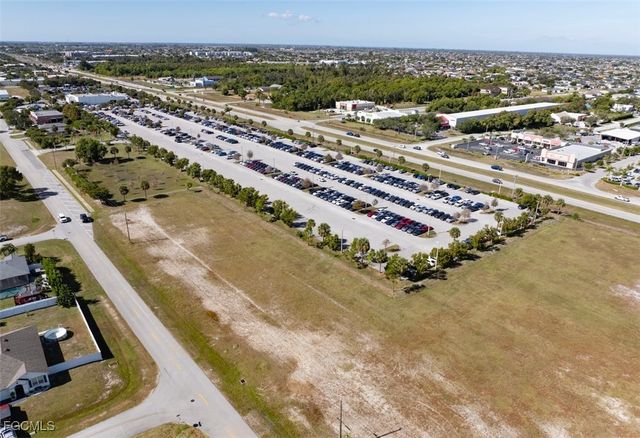 603 NE Pine Island LN, Cape Coral, FL 33909