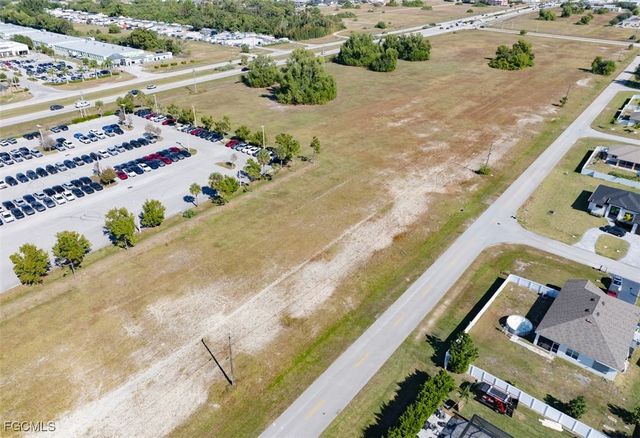 603 NE Pine Island LN, Cape Coral, FL 33909