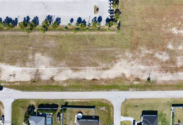 603 NE Pine Island LN, Cape Coral, FL 33909