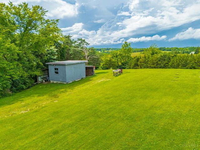 33 Stricklett Road, Manchester, OH 45144