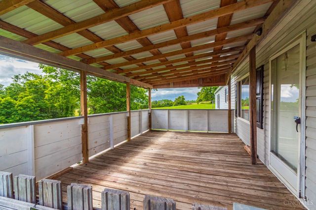 33 Stricklett Road, Manchester, OH 45144